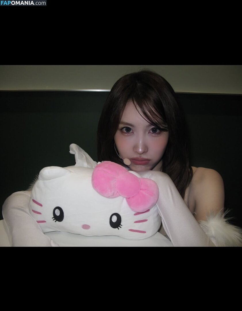 Hirai Momo / TWICE / momo Nude OnlyFans  Leaked Photo #21
