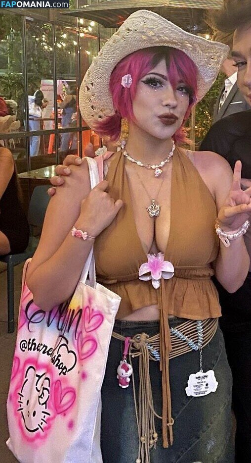 Hispanic / Latina Women / dianaMriveraa / dianamrivera_ / dianariveraa Nude OnlyFans  Leaked Photo #582