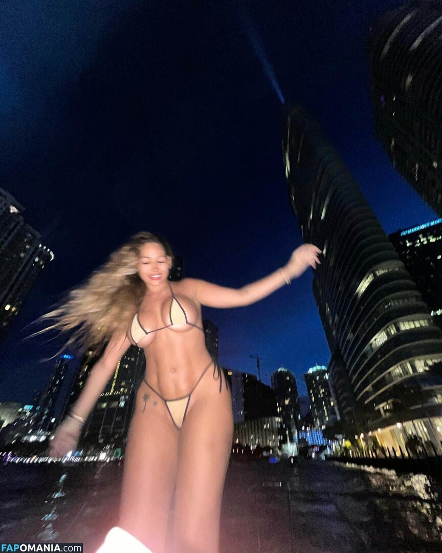 Hispanic / Latina Women / dianaMriveraa / dianamrivera_ / dianariveraa Nude OnlyFans  Leaked Photo #599