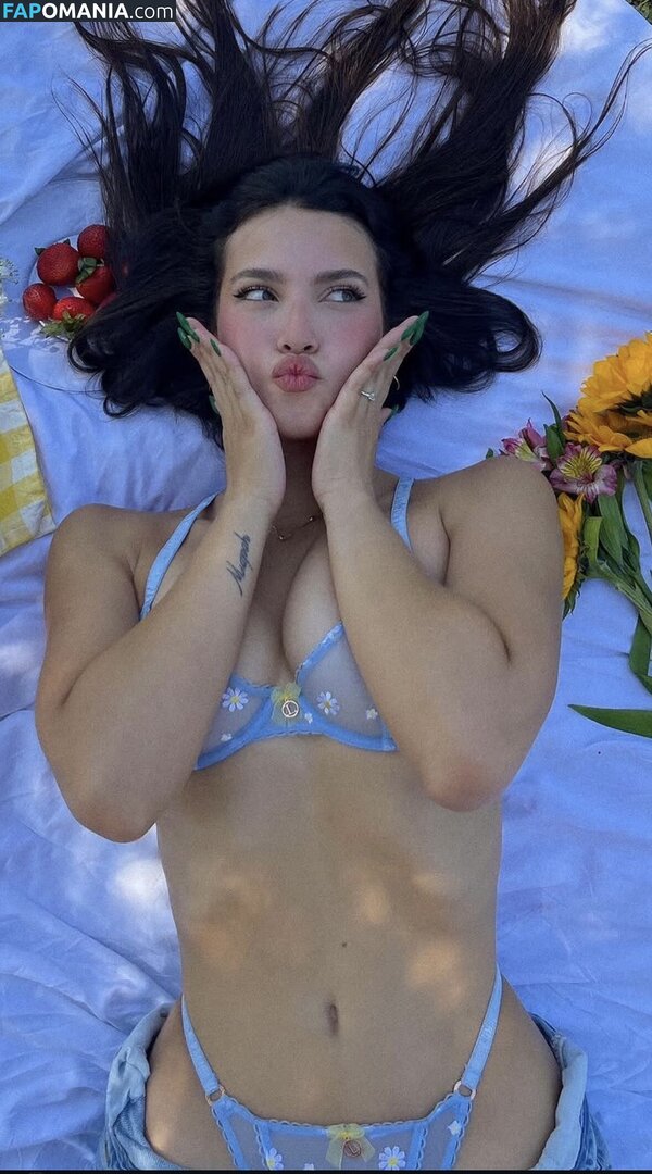 Hispanic / Latina Women / dianaMriveraa / dianamrivera_ / dianariveraa Nude OnlyFans  Leaked Photo #671