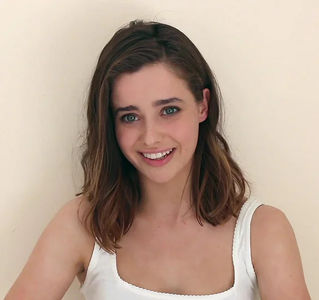 Holly Earl