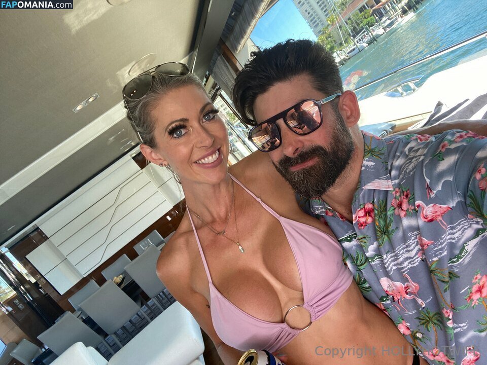 HOLLYHOTWIFE / Holly Hotwife Nude OnlyFans  Leaked Photo #15