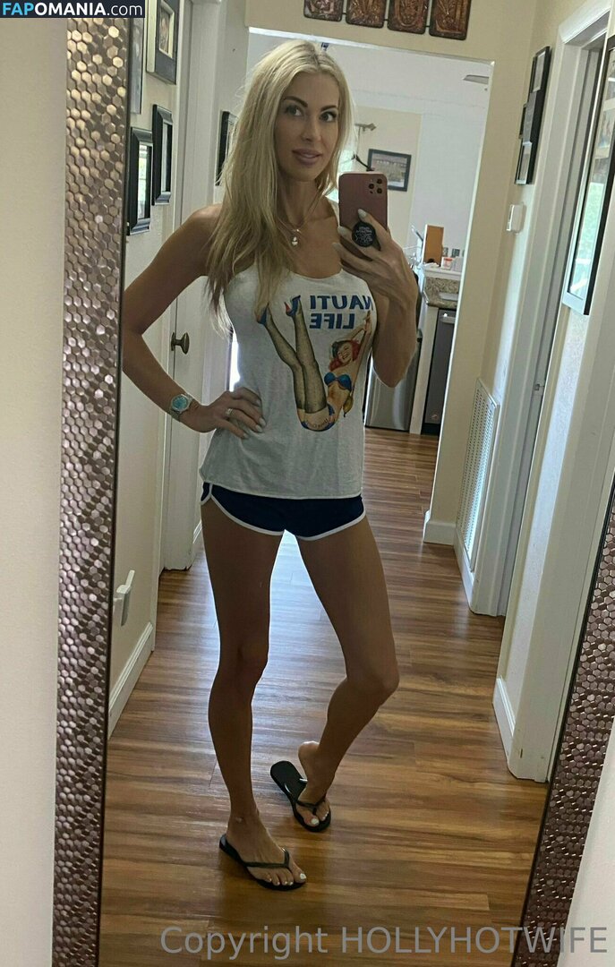 HOLLYHOTWIFE / Holly Hotwife Nude OnlyFans  Leaked Photo #67