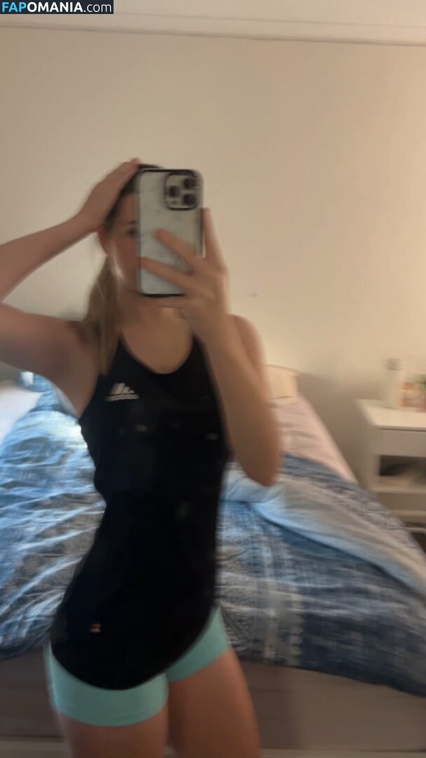 Holly Naude / hollyyynaude Nude OnlyFans  Leaked Photo #4