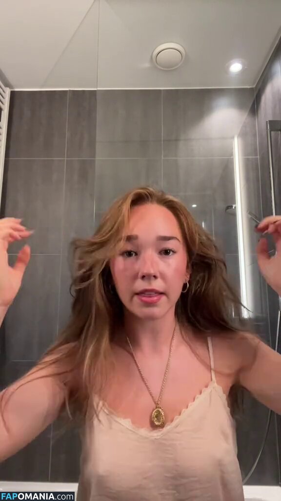 Holly Taylor / actress / holly_taylor / hollytaylor97 / lilydarling Nude OnlyFans  Leaked Photo #16