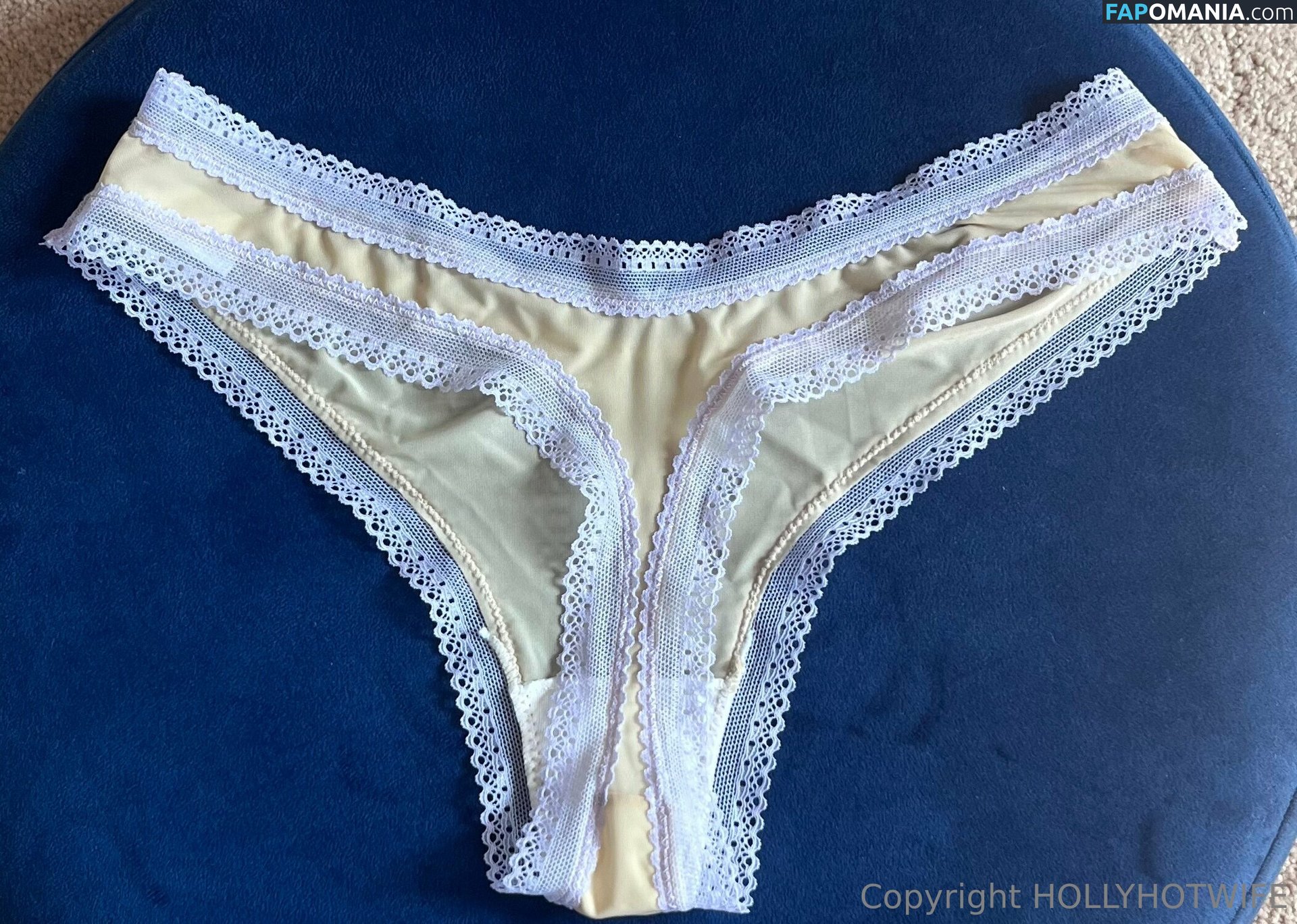 HollyHotwife / hollyhotwifejones Nude OnlyFans  Leaked Photo #46