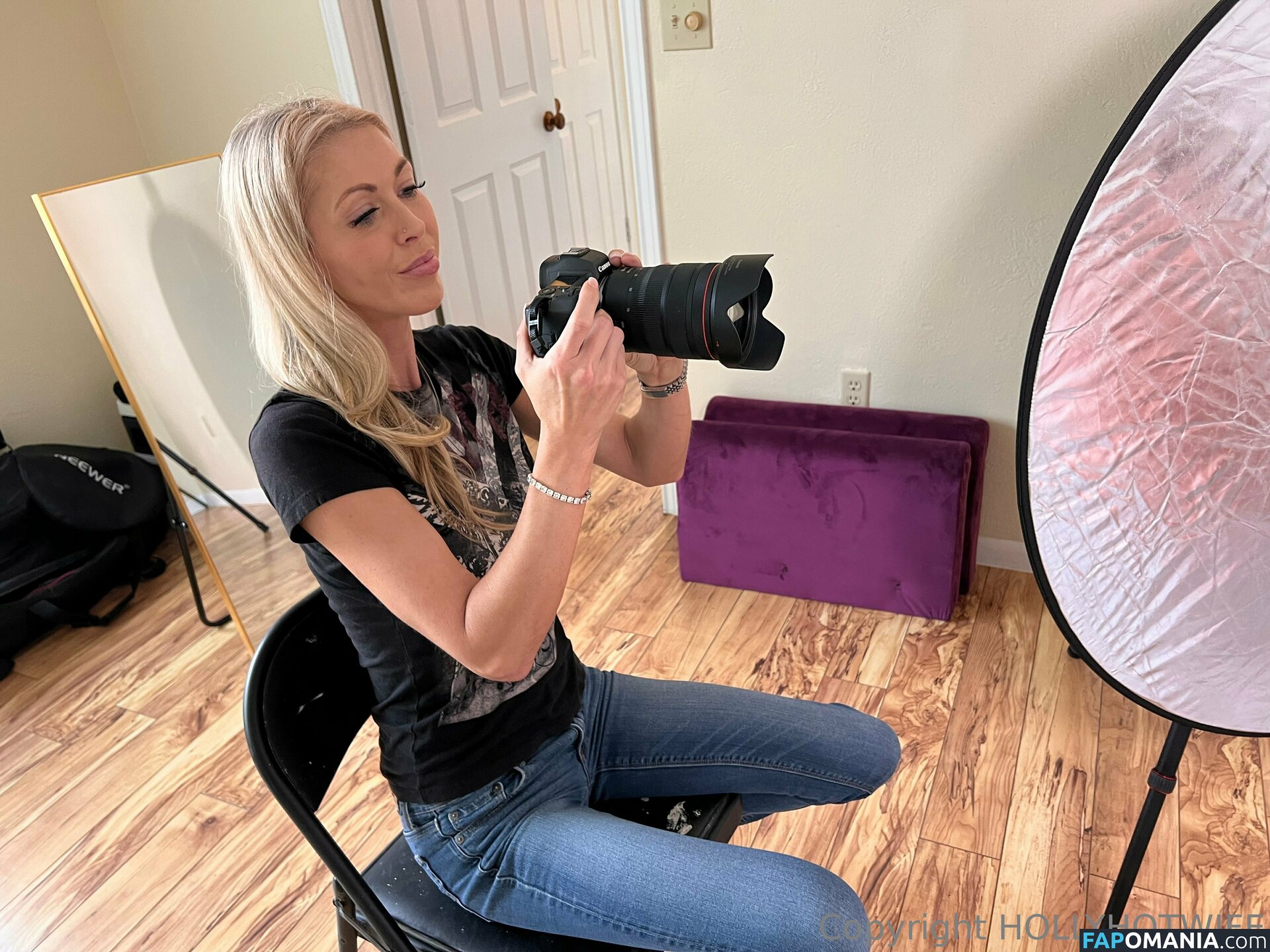 HollyHotwife / hollyhotwifejones Nude OnlyFans  Leaked Photo #130