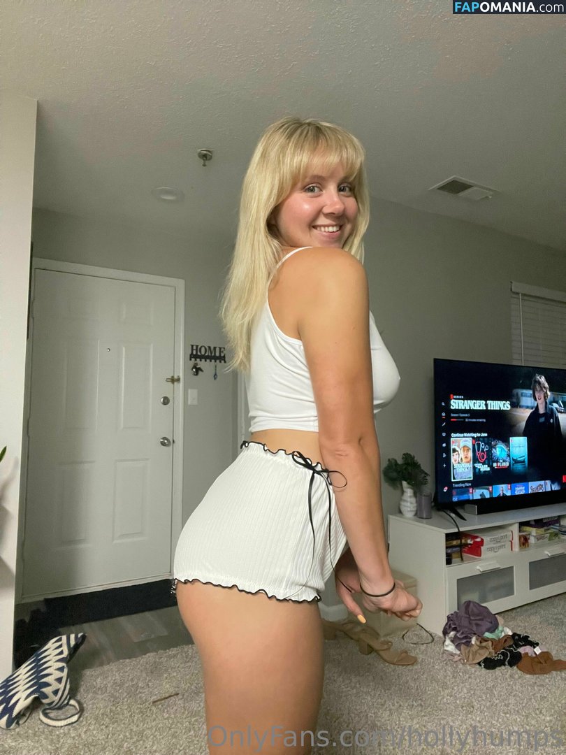 hollyhumph5 / hollyhumps Nude OnlyFans  Leaked Photo #4