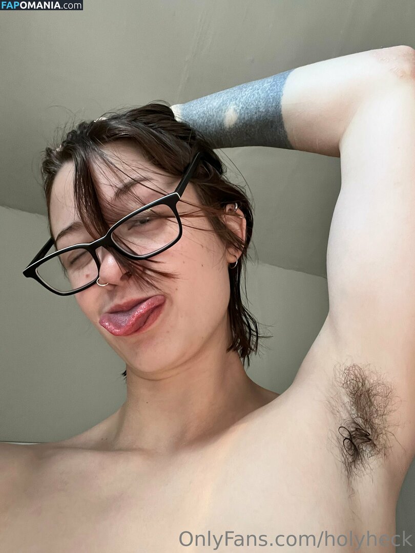 holyheck / holyheckusa Nude OnlyFans  Leaked Photo #8