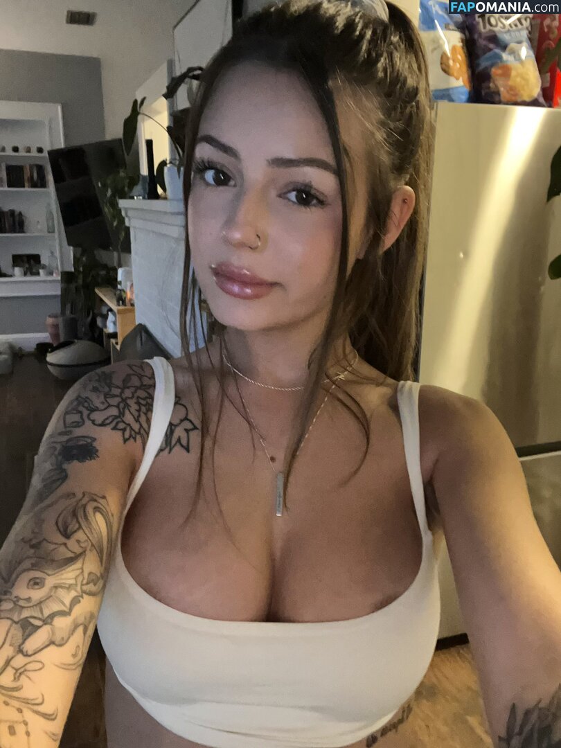 honeybunn3y Nude OnlyFans  Leaked Photo #1