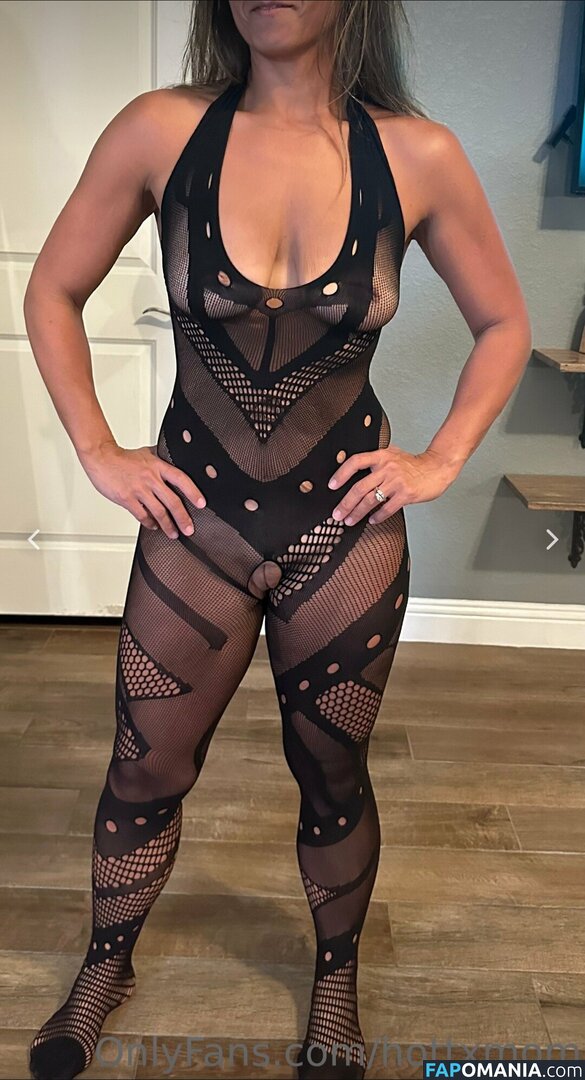  / Hottexasm1lf / Hottexasmilf / Hottxmom / hottx_milf Nude OnlyFans  Leaked Photo #4