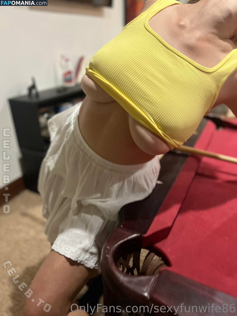 HotYogaWife / blondewife83 / https: Nude OnlyFans  Leaked Photo #1