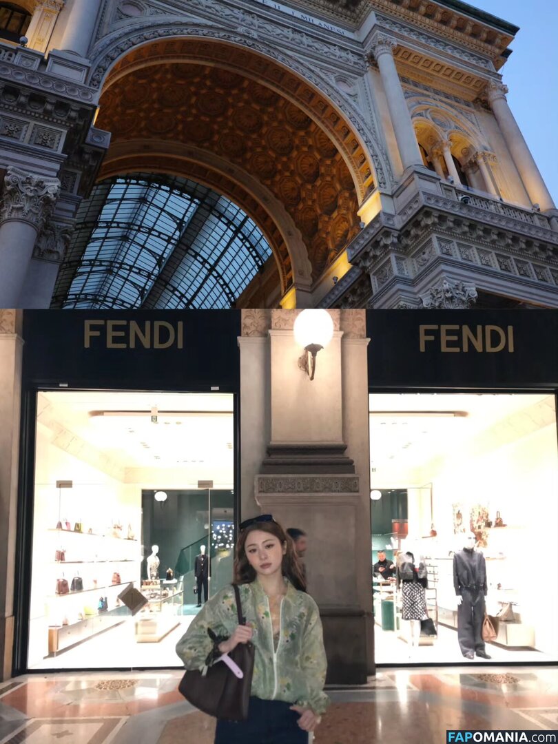Huh Yunjin 허윤진 / LESSERAFIM / yunjin_lesserafims Nude OnlyFans  Leaked Photo #21