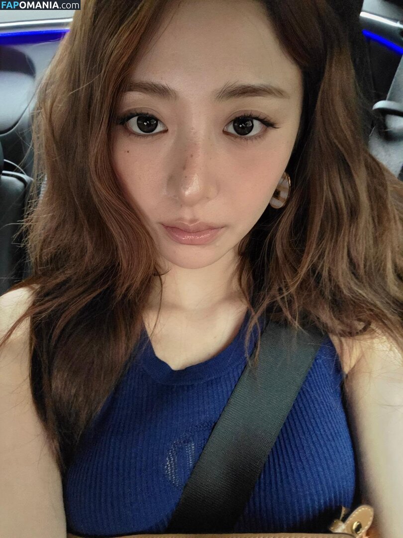 Huh Yunjin 허윤진 / LESSERAFIM / jenaissante Nude OnlyFans  Leaked Photo #88
