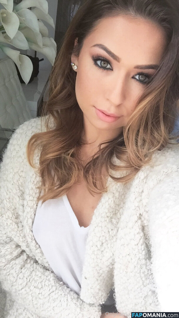 hungry4moore / stillhungry4more Nude OnlyFans  Leaked Photo #89