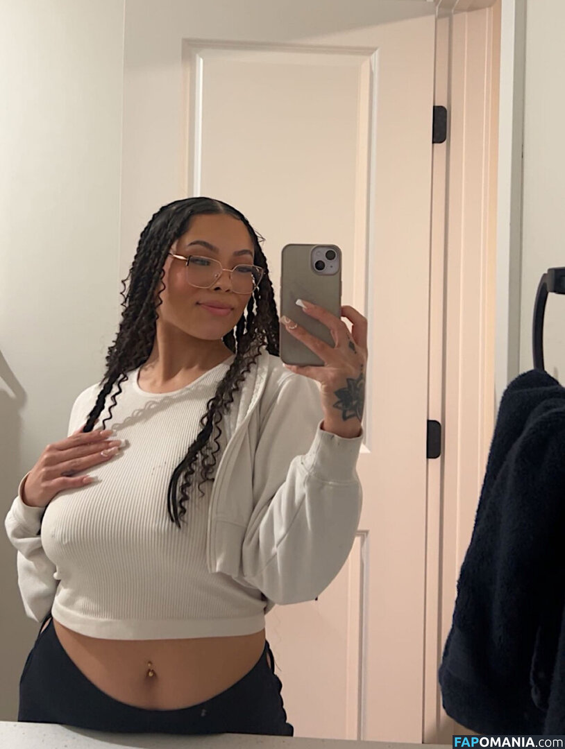 Hvvrmonyy / https: Nude OnlyFans  Leaked Photo #1