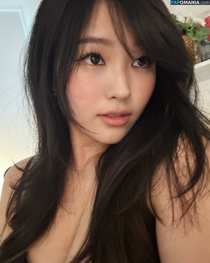 Aikuros / Hyoon Nude OnlyFans  Leaked Photo #83