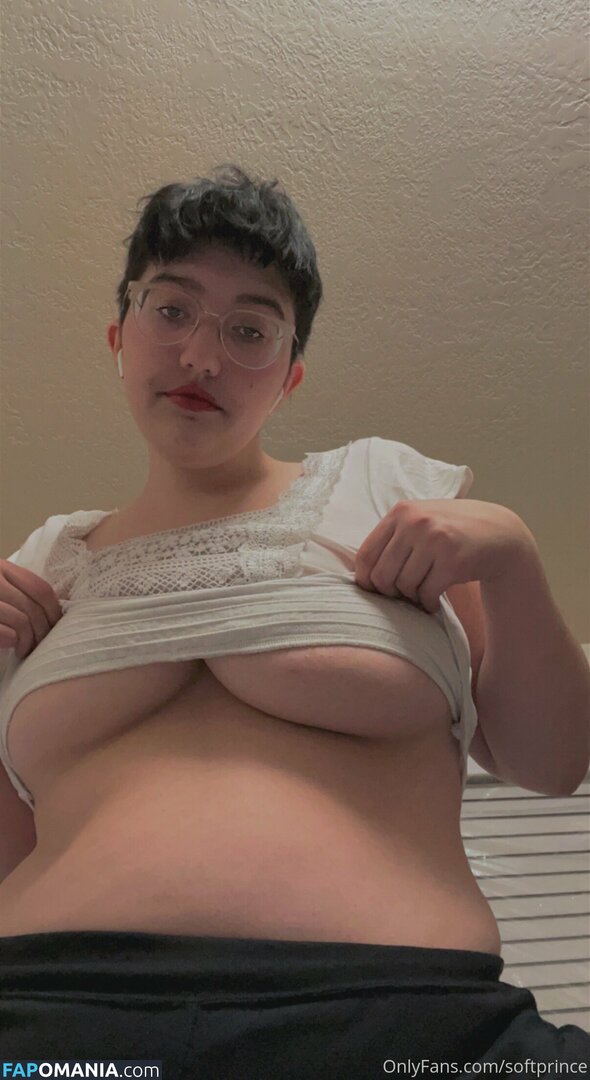 Icedmelontt / Melon T / chill_gilll Nude OnlyFans  Leaked Photo #19