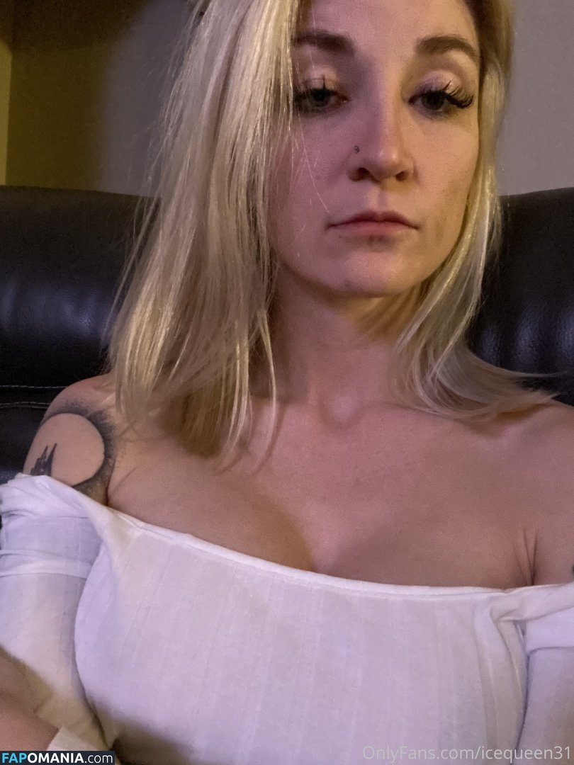 icequeen31 Nude OnlyFans  Leaked Photo #11