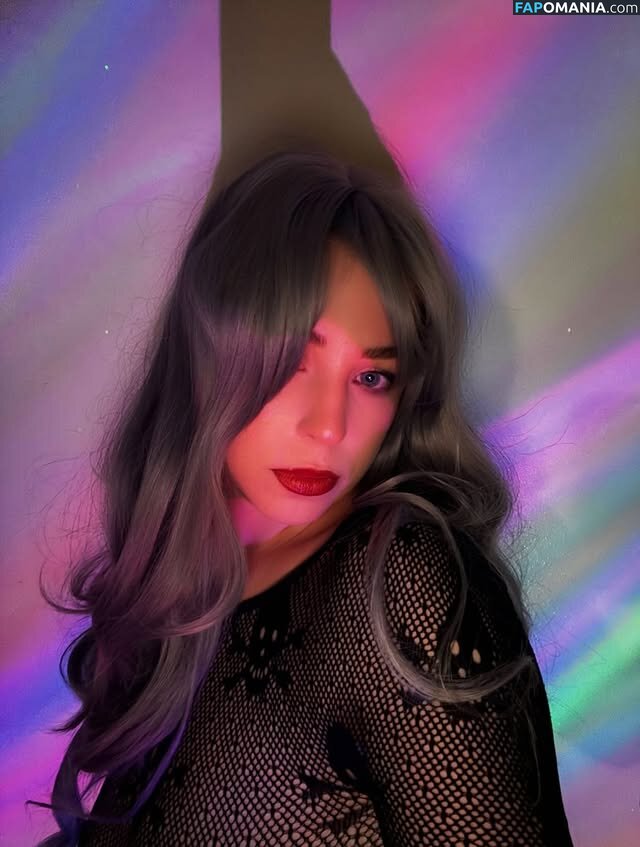 hellobunnni / icybxnny Nude OnlyFans  Leaked Photo #14