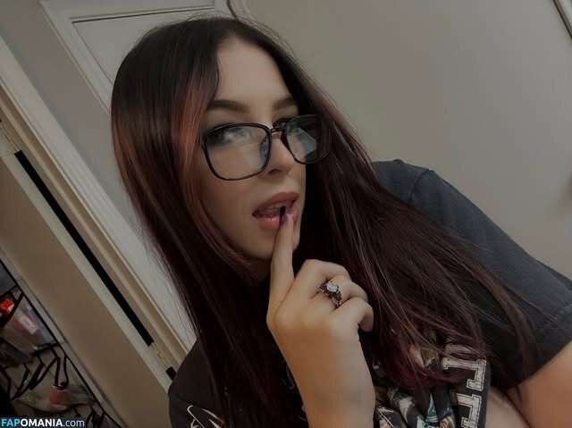 hellobunnni / icybxnny Nude OnlyFans  Leaked Photo #17