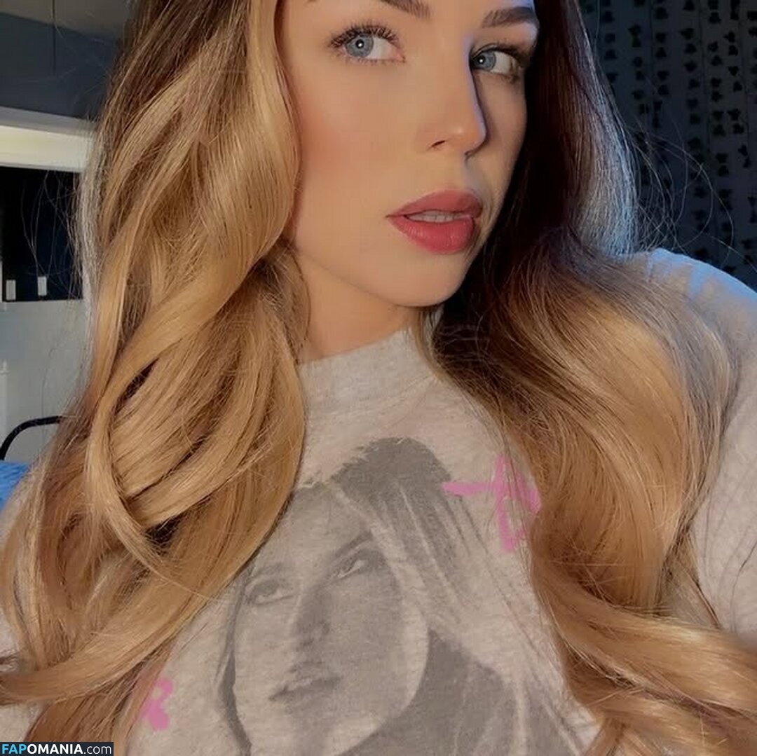 hellobunnni / icybxnny Nude OnlyFans  Leaked Photo #19