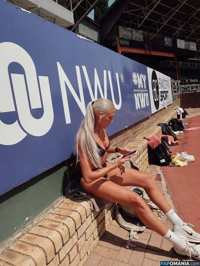 idakkarstoft / İda Kathrine Karstoft Nude OnlyFans  Leaked Photo #3