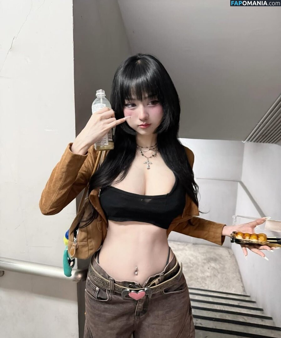 idontwannabeyouanymore / idontwannabeyouanymore.u Nude OnlyFans  Leaked Photo #1