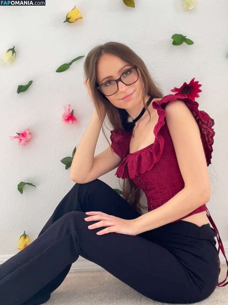 iiiZwerg Nude OnlyFans  Leaked Photo #1