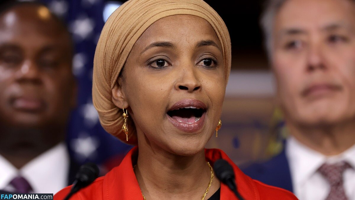 Ilhan Omar Nude OnlyFans  Leaked Photo #9
