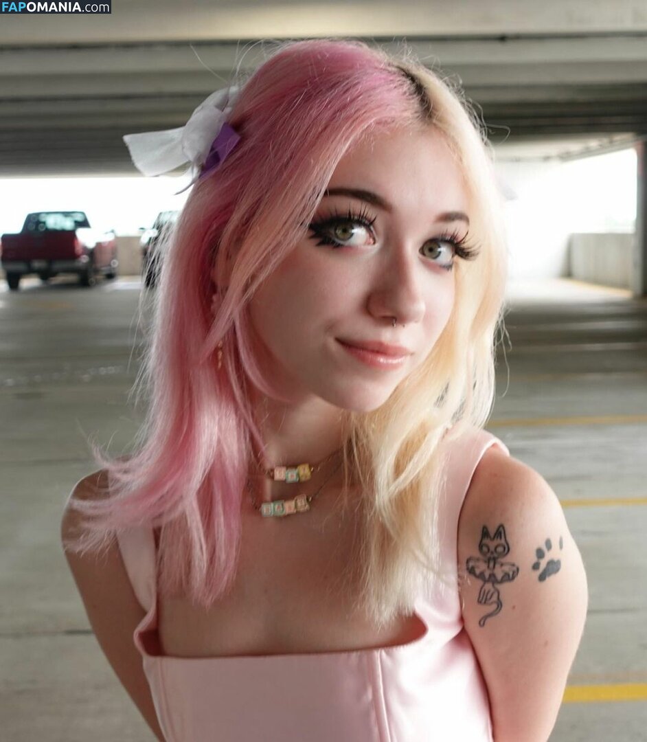 Iluvmeww / iluvmey Nude OnlyFans  Leaked Photo #19