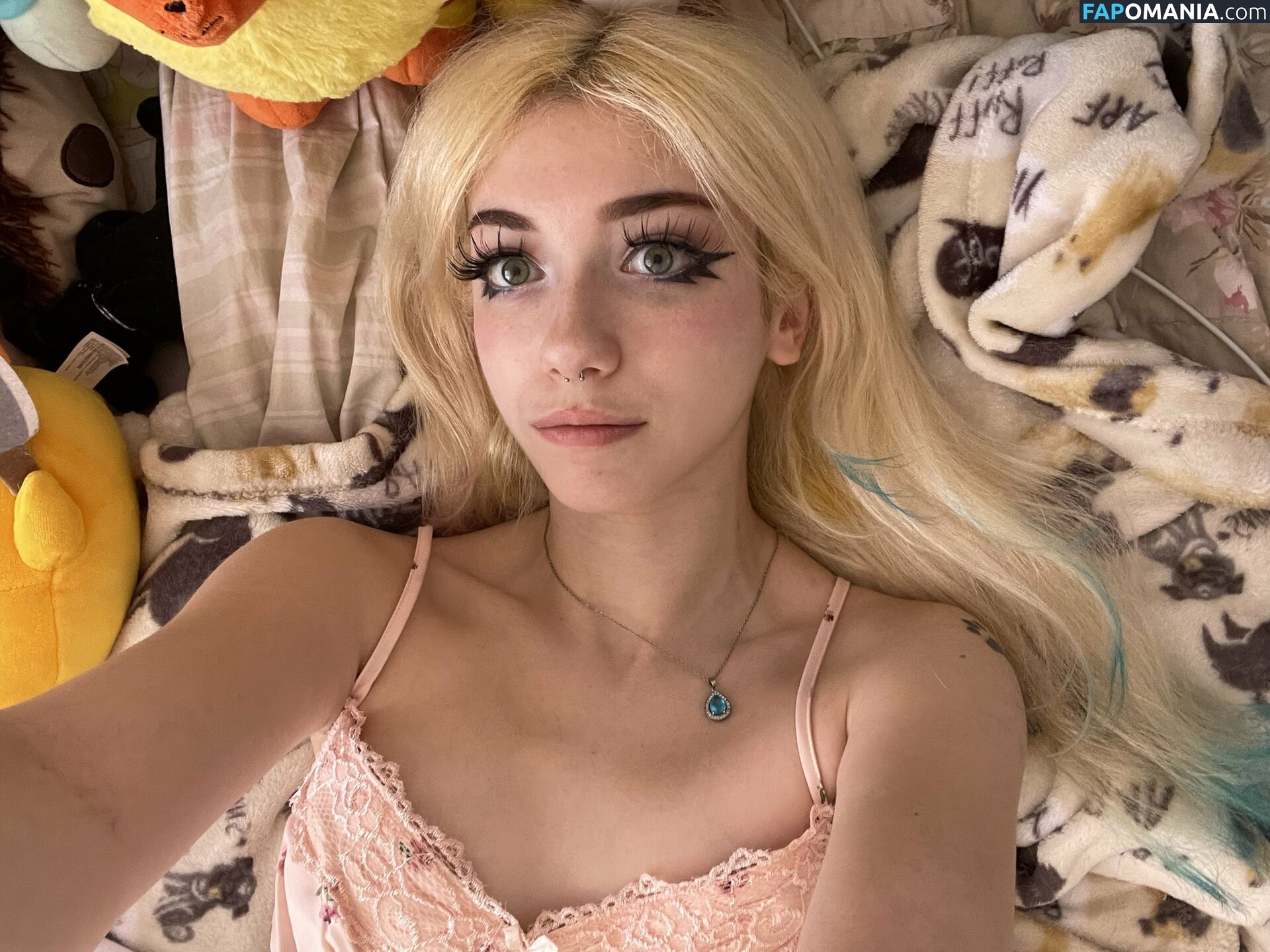 Iluvmeww / iluvmey Nude OnlyFans  Leaked Photo #54