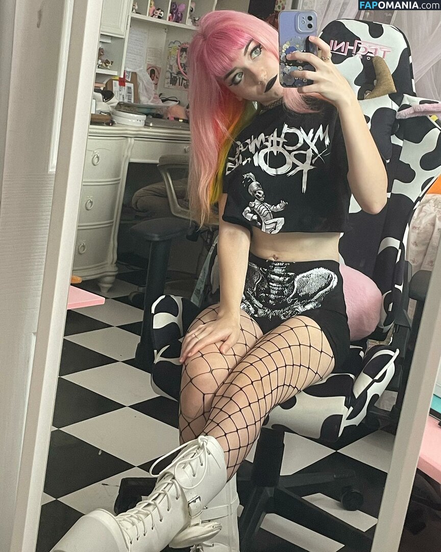 Iluvmeww / iluvmey Nude OnlyFans  Leaked Photo #323