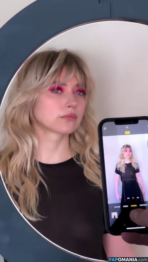 Imogen Poots / impoots Nude OnlyFans  Leaked Photo #4