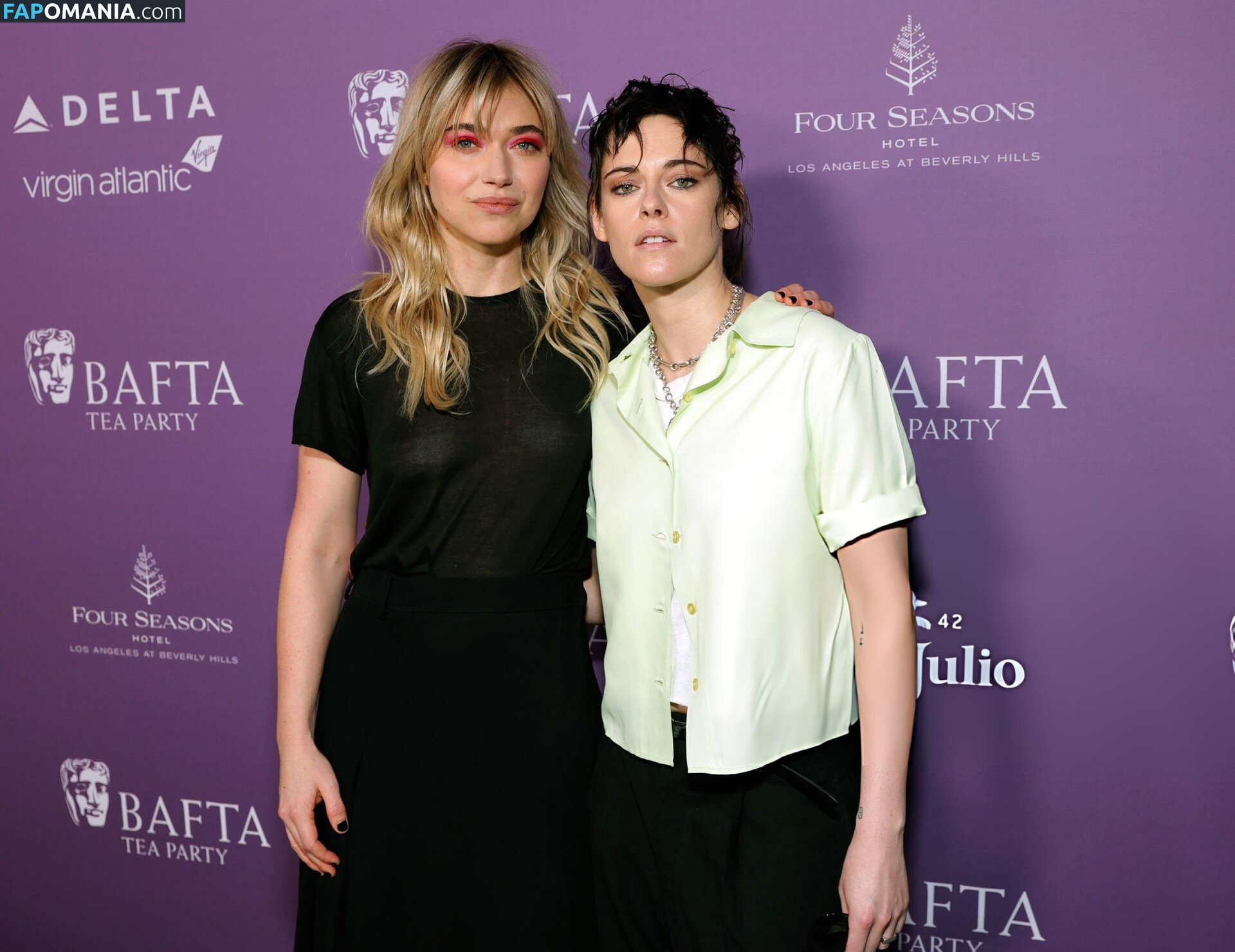 Imogen Poots / impoots Nude OnlyFans  Leaked Photo #12