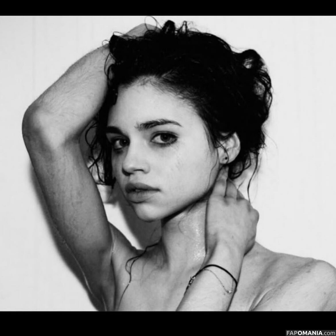 India Eisley / https: / indiaeisley Nude OnlyFans  Leaked Photo #1