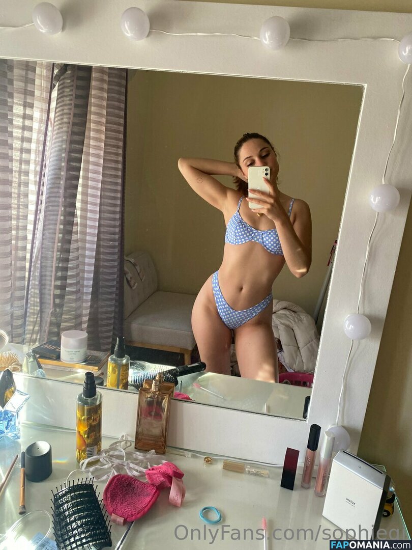 Inês Queimado / inesqueimado / sofffiias Nude OnlyFans  Leaked Photo #7