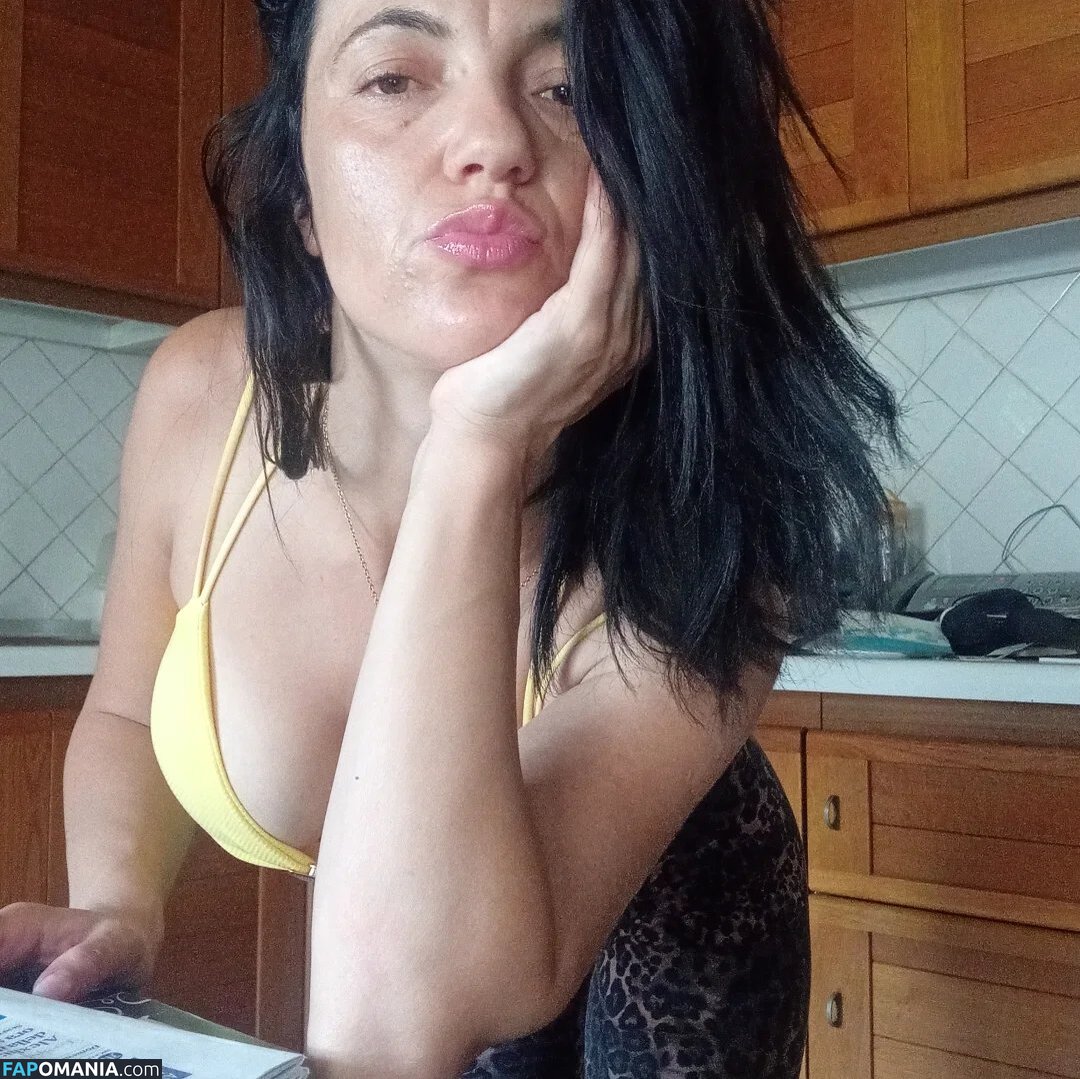 ella_ionela93 / ionela93 Nude OnlyFans  Leaked Photo #1