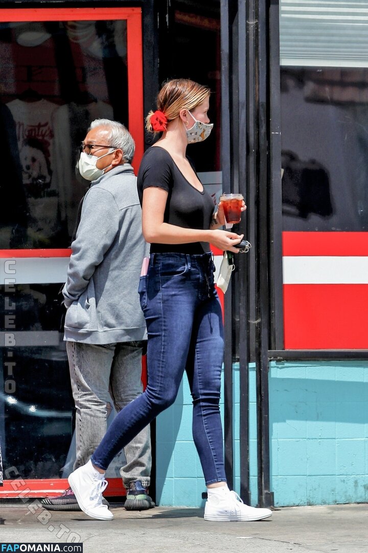 Ireland Baldwin / chloebaldwin... / irelandbasingerbaldwin / irelandirelandireland Nude OnlyFans  Leaked Photo #221