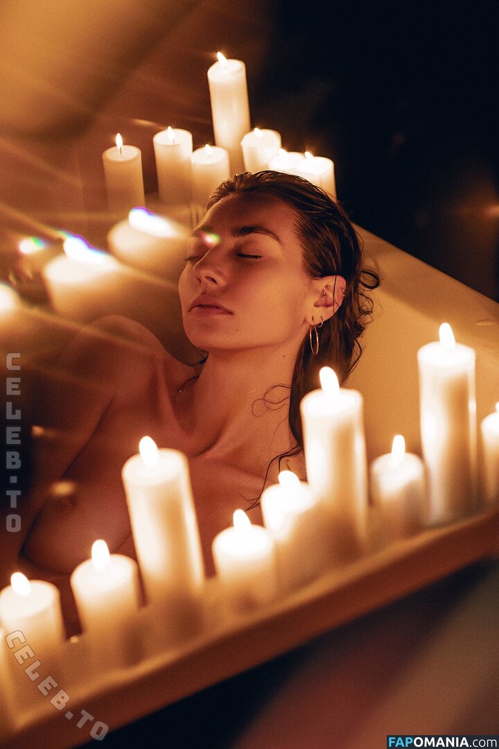 Irina Lozovaya / aireenel_ / aireenel_2 / https: / ireenel_ Nude OnlyFans  Leaked Photo #1