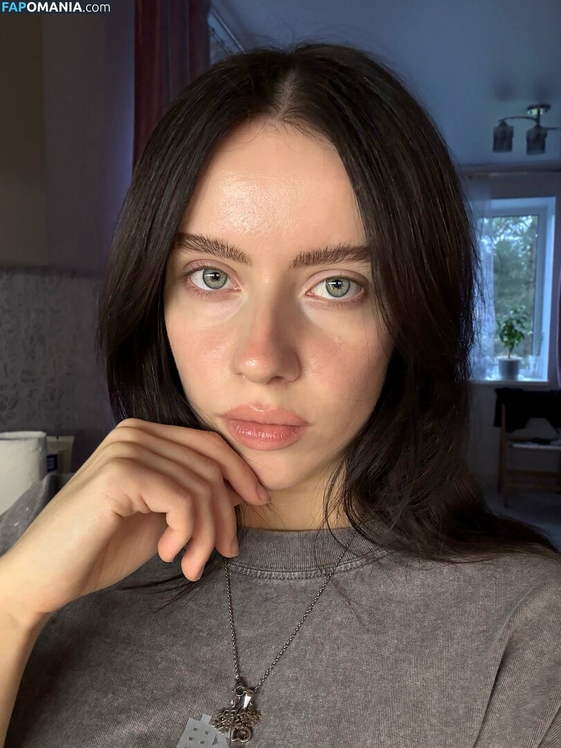 Irina Minkina / howeversnowy / rusian Billie eilish Nude OnlyFans  Leaked Photo #2