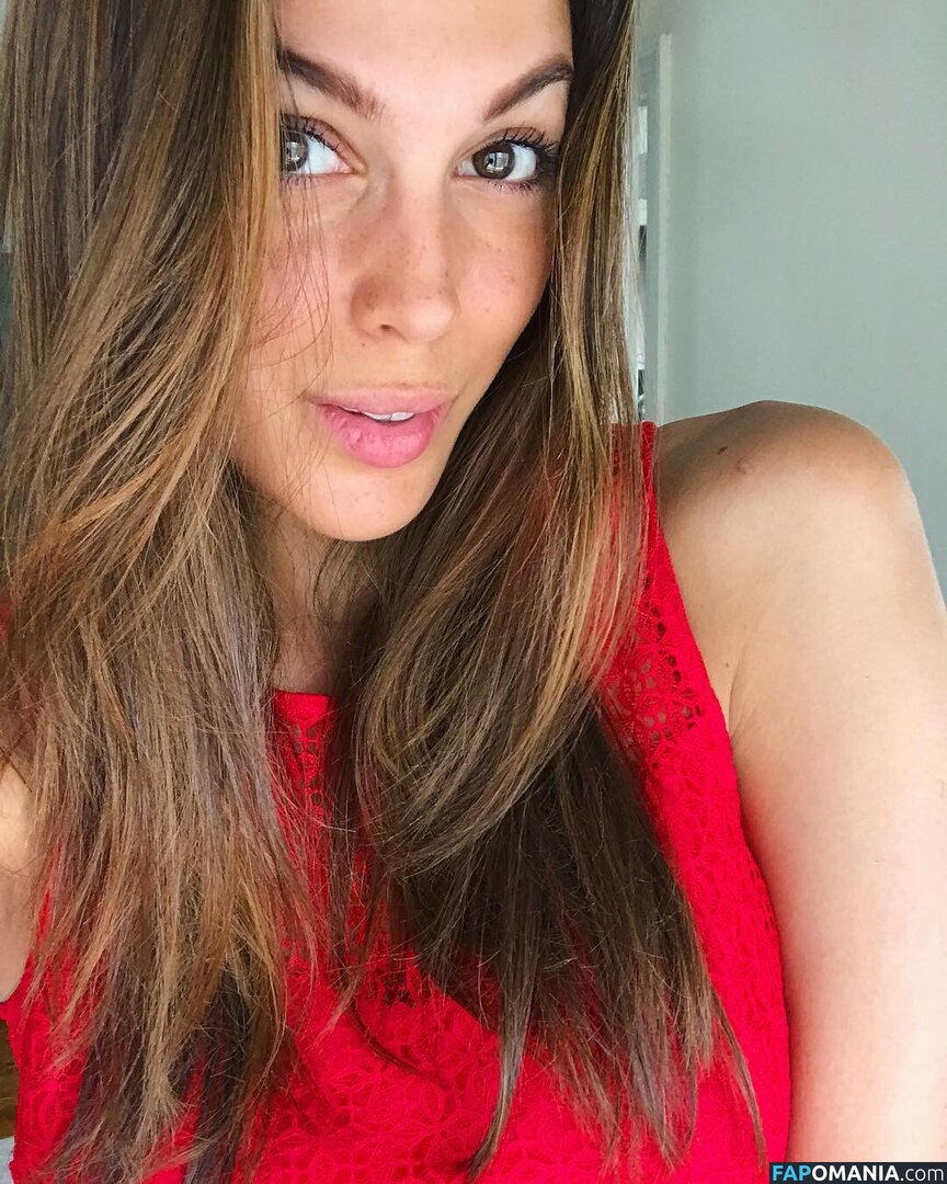 Iris Mittenaere / irismittenaere / summerxiris Nude OnlyFans  Leaked Photo #3