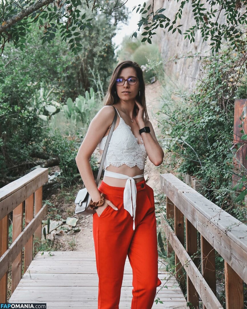 irisascensao / irisascensao13 / Íris Nude OnlyFans  Leaked Photo #2