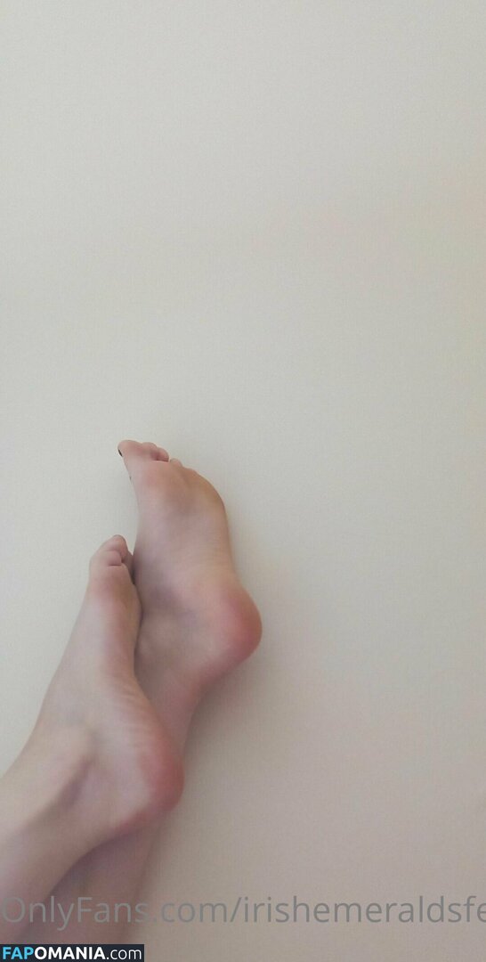 irishemeraldsfeet / therealdesertgypsy Nude OnlyFans  Leaked Photo #3