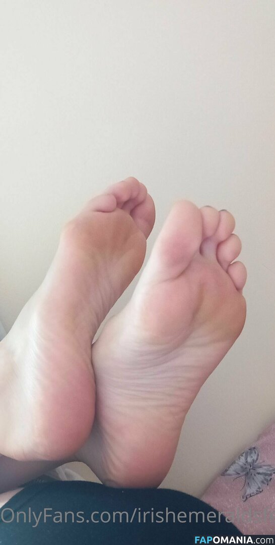 irishemeraldsfeet / therealdesertgypsy Nude OnlyFans  Leaked Photo #4