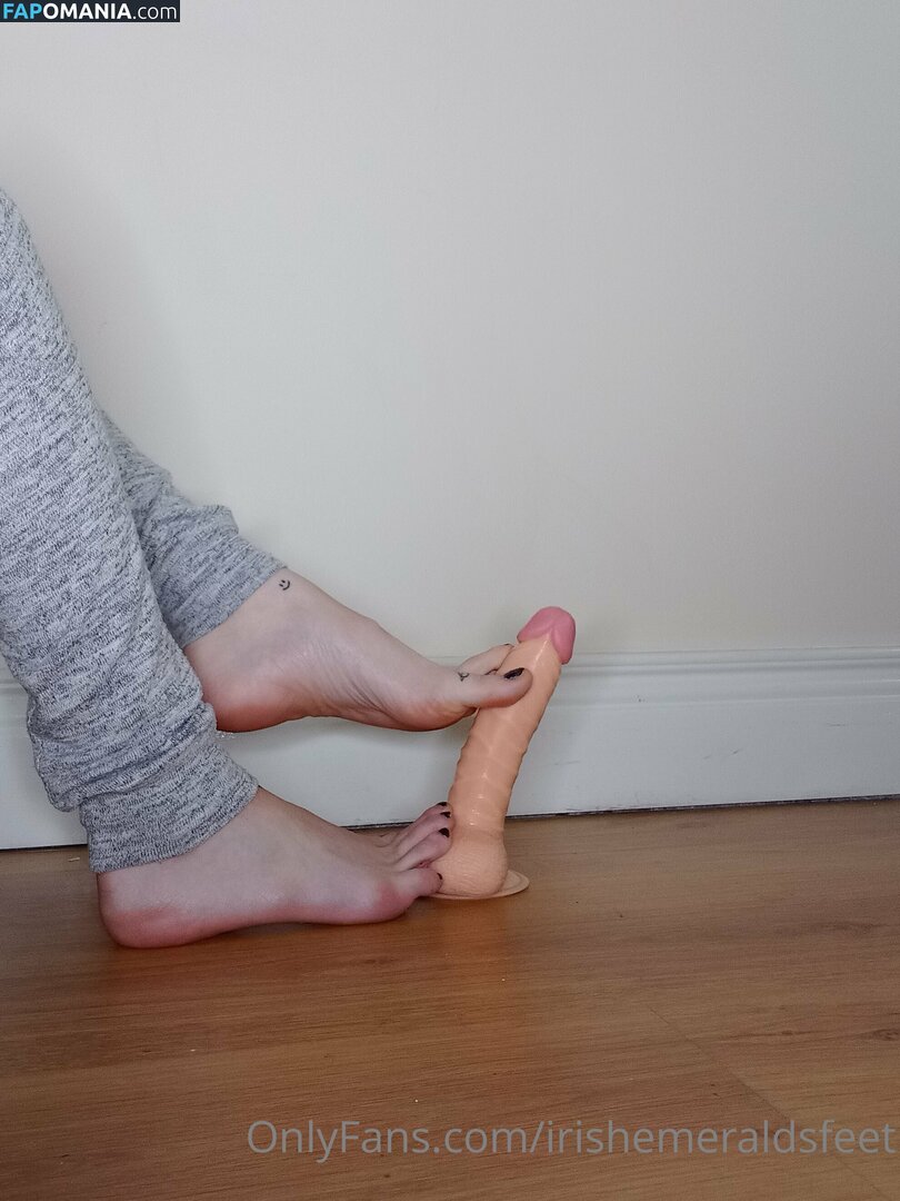 irishemeraldsfeet / therealdesertgypsy Nude OnlyFans  Leaked Photo #6