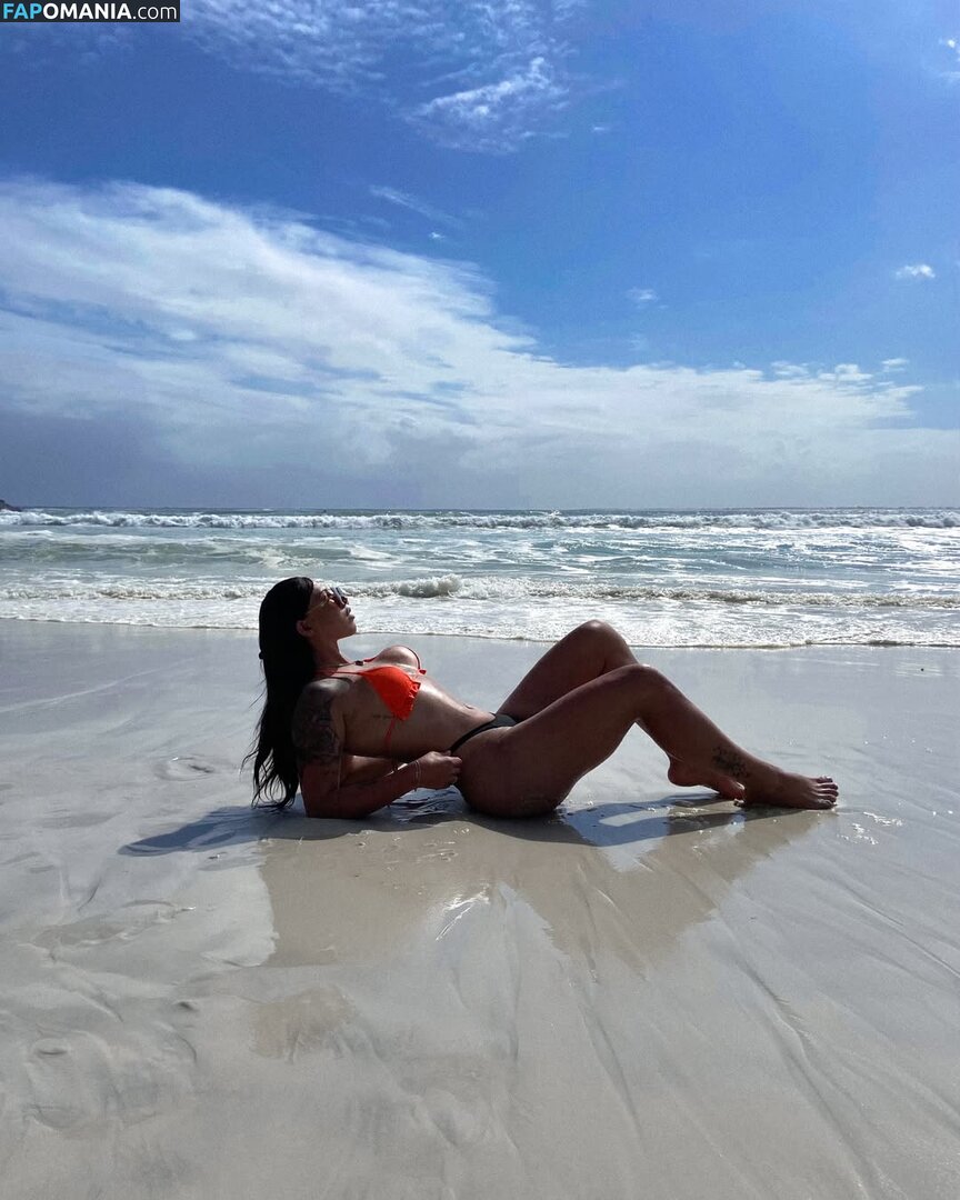 Isa Luvizotto / Isaluvizotto / https: / isa_gomesss_ / isabellaluvizotto_ Nude OnlyFans  Leaked Photo #9