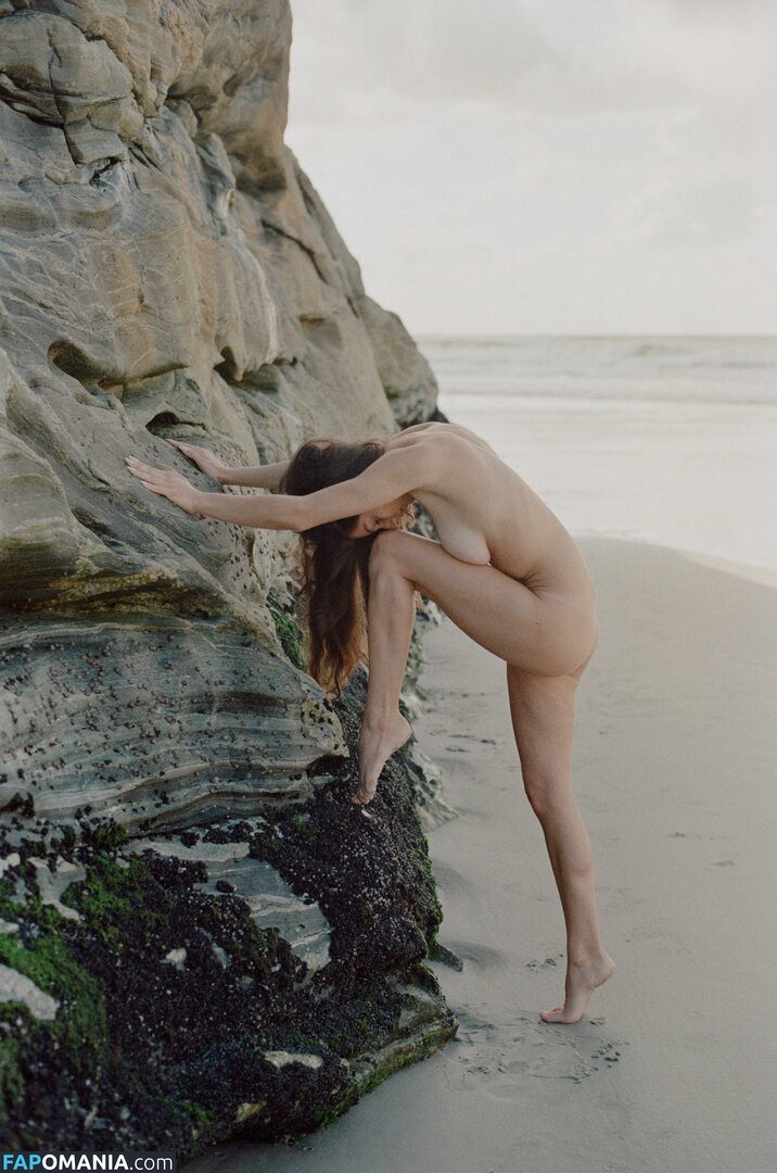 Isa Reda Nude OnlyFans  Leaked Photo #19