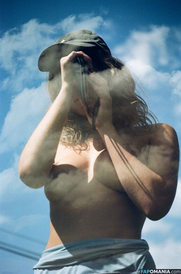 Isabel Kashi / https: / isabelkashi Nude OnlyFans  Leaked Photo #6