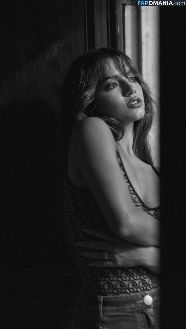 Isabela Merced / isabelamerced Nude OnlyFans  Leaked Photo #595